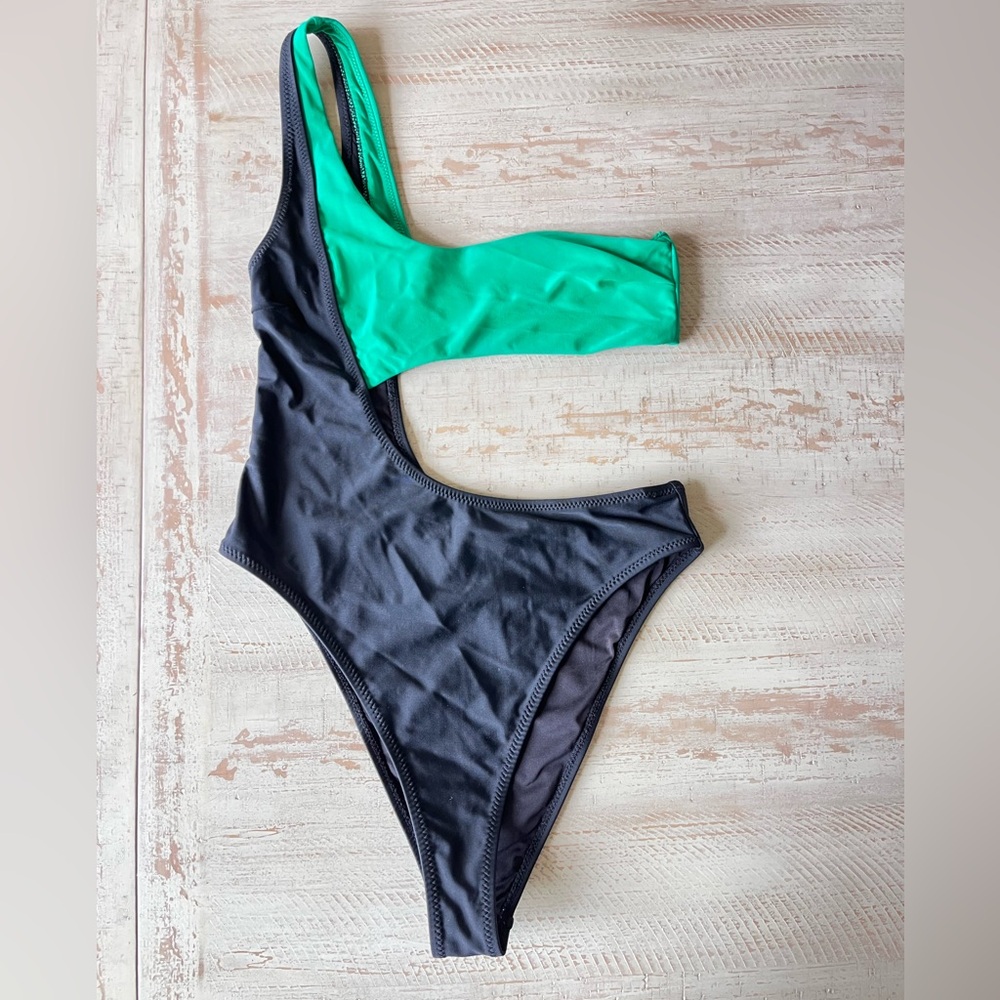 Kendall and Kylie One piece swimsuit